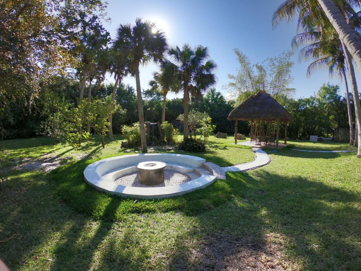 Jupiter Waterfalls - Newly Updated - Tiki Hut, Fire Pit, Kitchen, Pool Heater And More Экстерьер фото